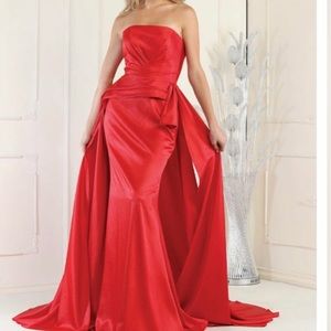 Beautiful strapless red long dress